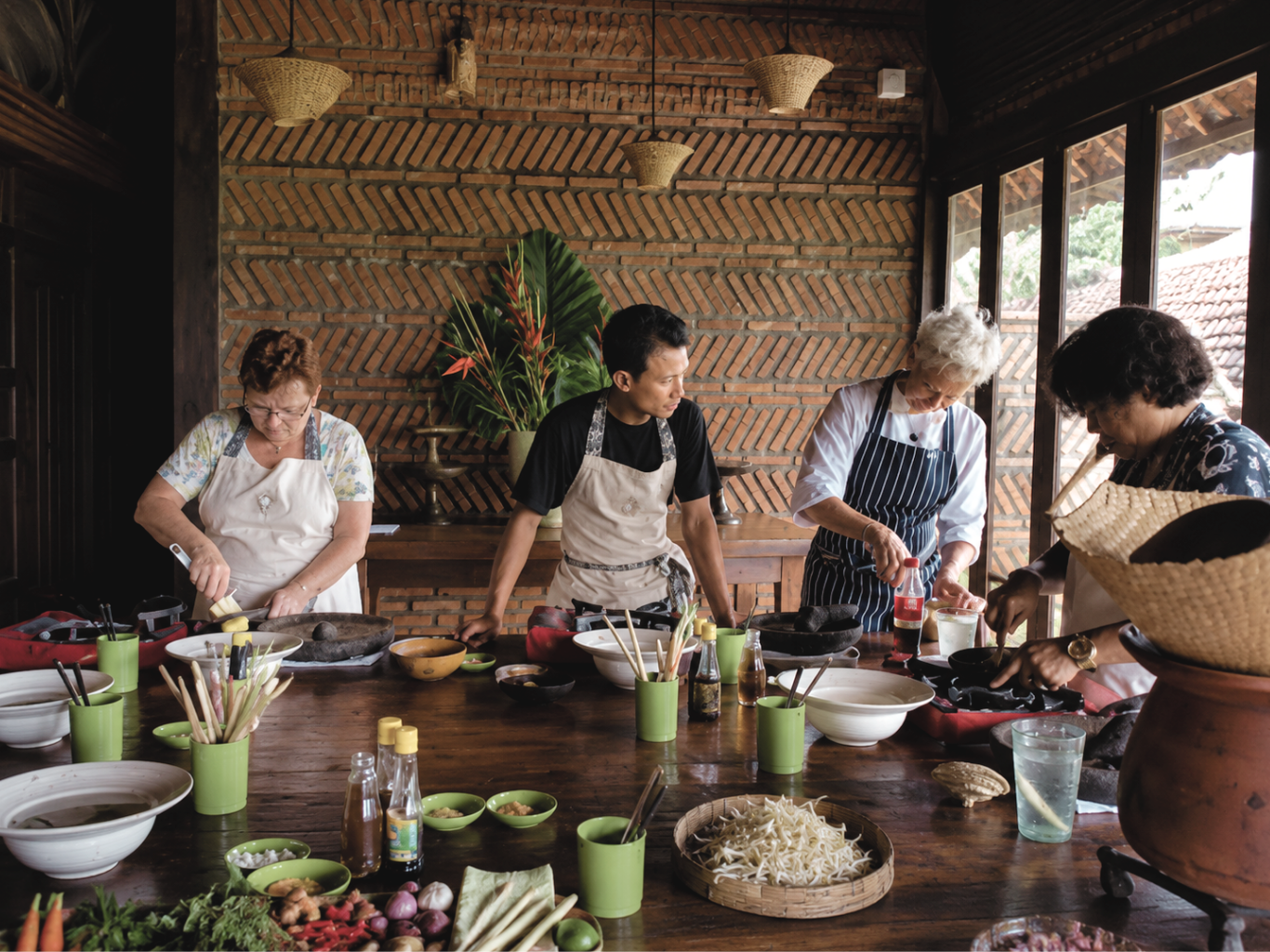 learn-to-prepare-a-selection-of-traditional-balinese-dishes-using-fresh-local-ingredients-and-time-honoured-cooking-techniques-after-the-class-enjoy-the-meal-you-have-prepared-while-taking-in-the-su